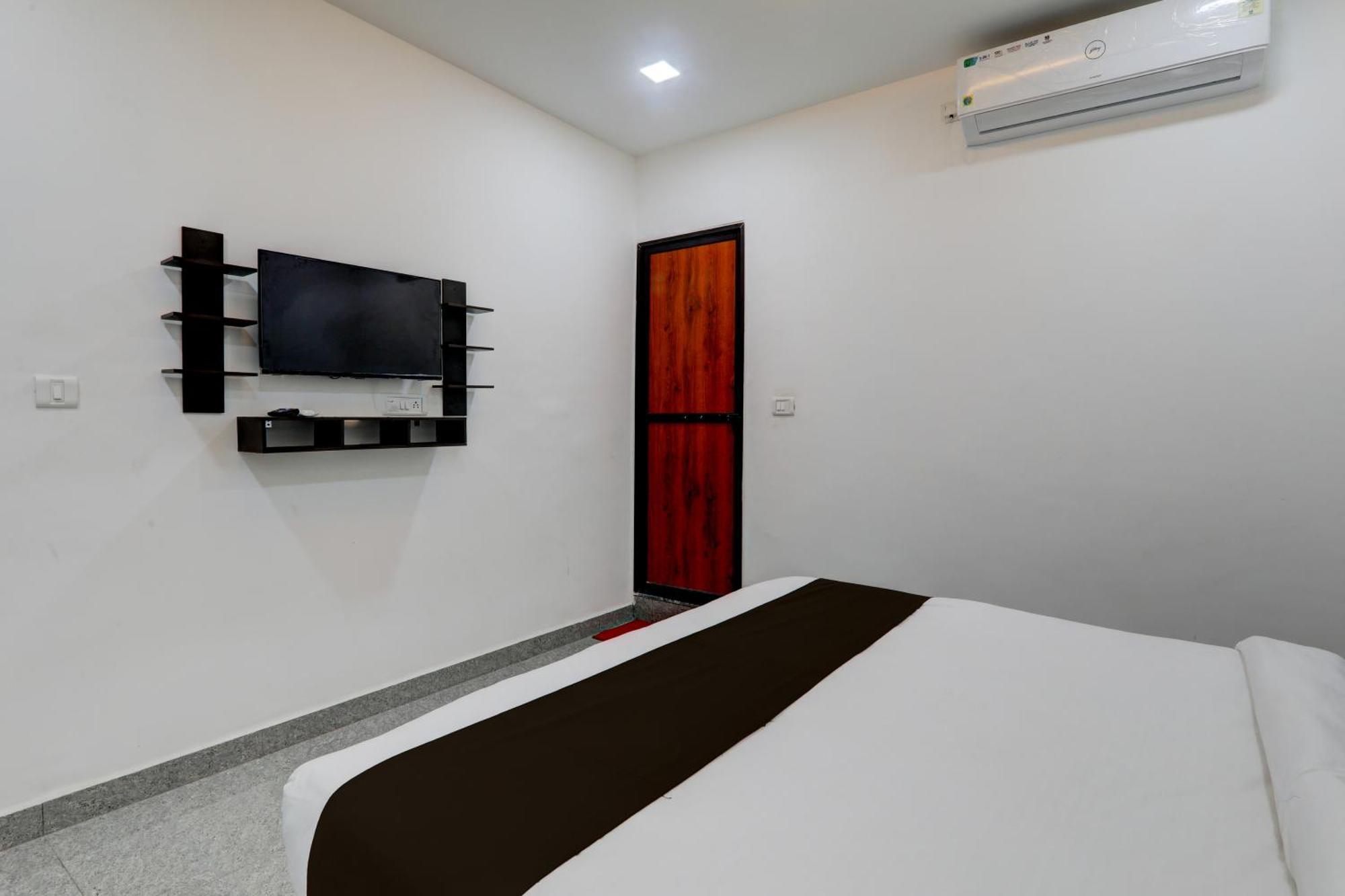 Super Hotel O Flagship Hotel Mk Palace Lucknow Buitenkant foto