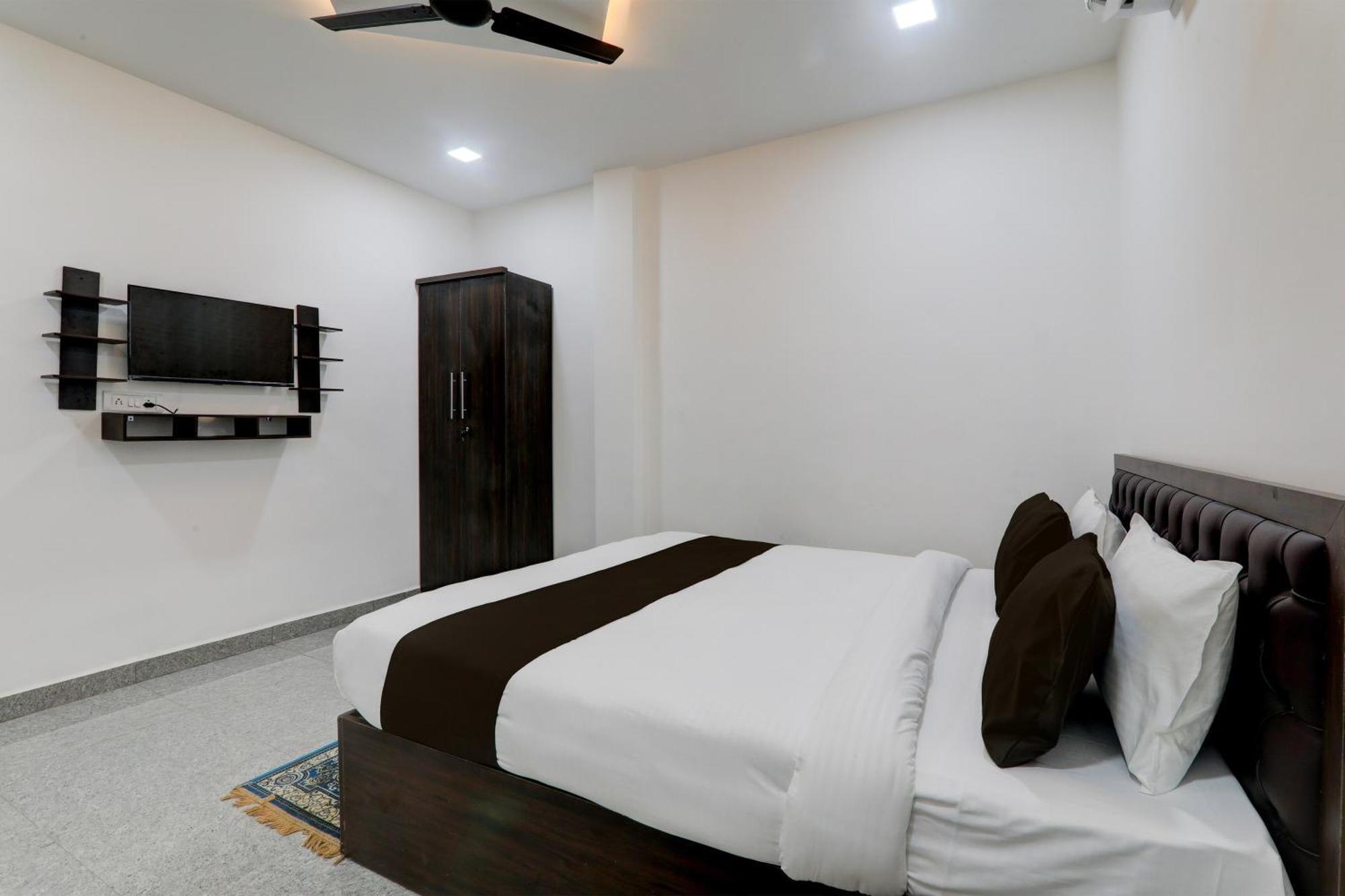 Super Hotel O Flagship Hotel Mk Palace Lucknow Buitenkant foto