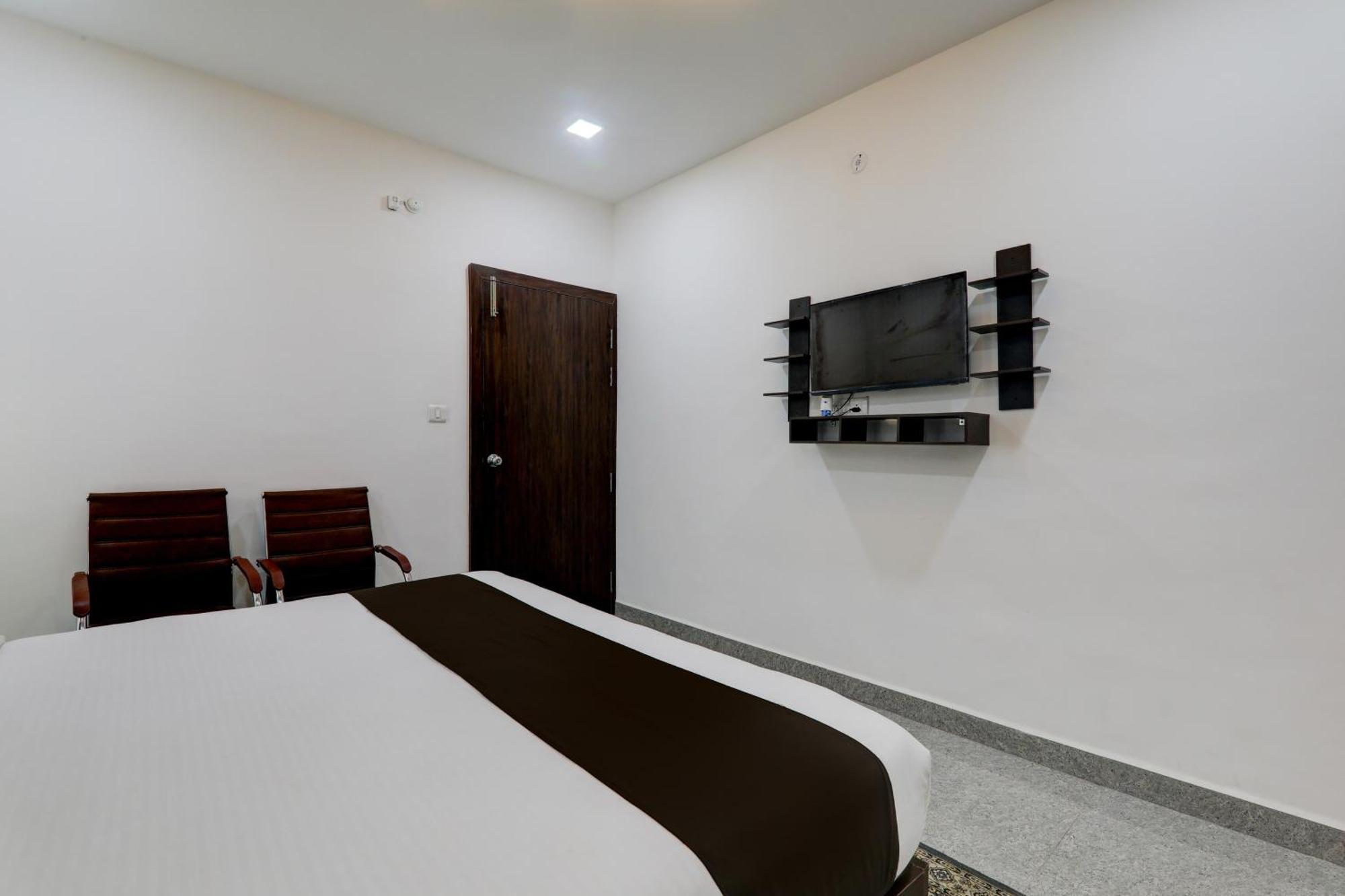 Super Hotel O Flagship Hotel Mk Palace Lucknow Buitenkant foto