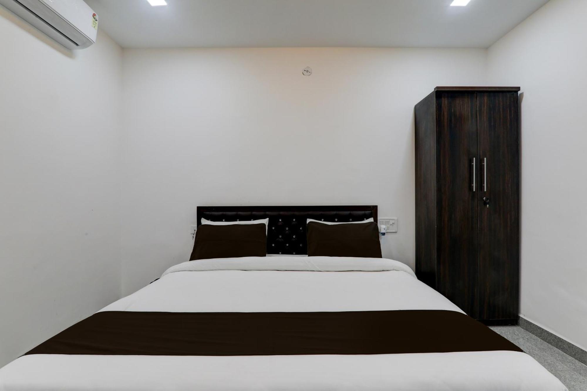 Super Hotel O Flagship Hotel Mk Palace Lucknow Buitenkant foto