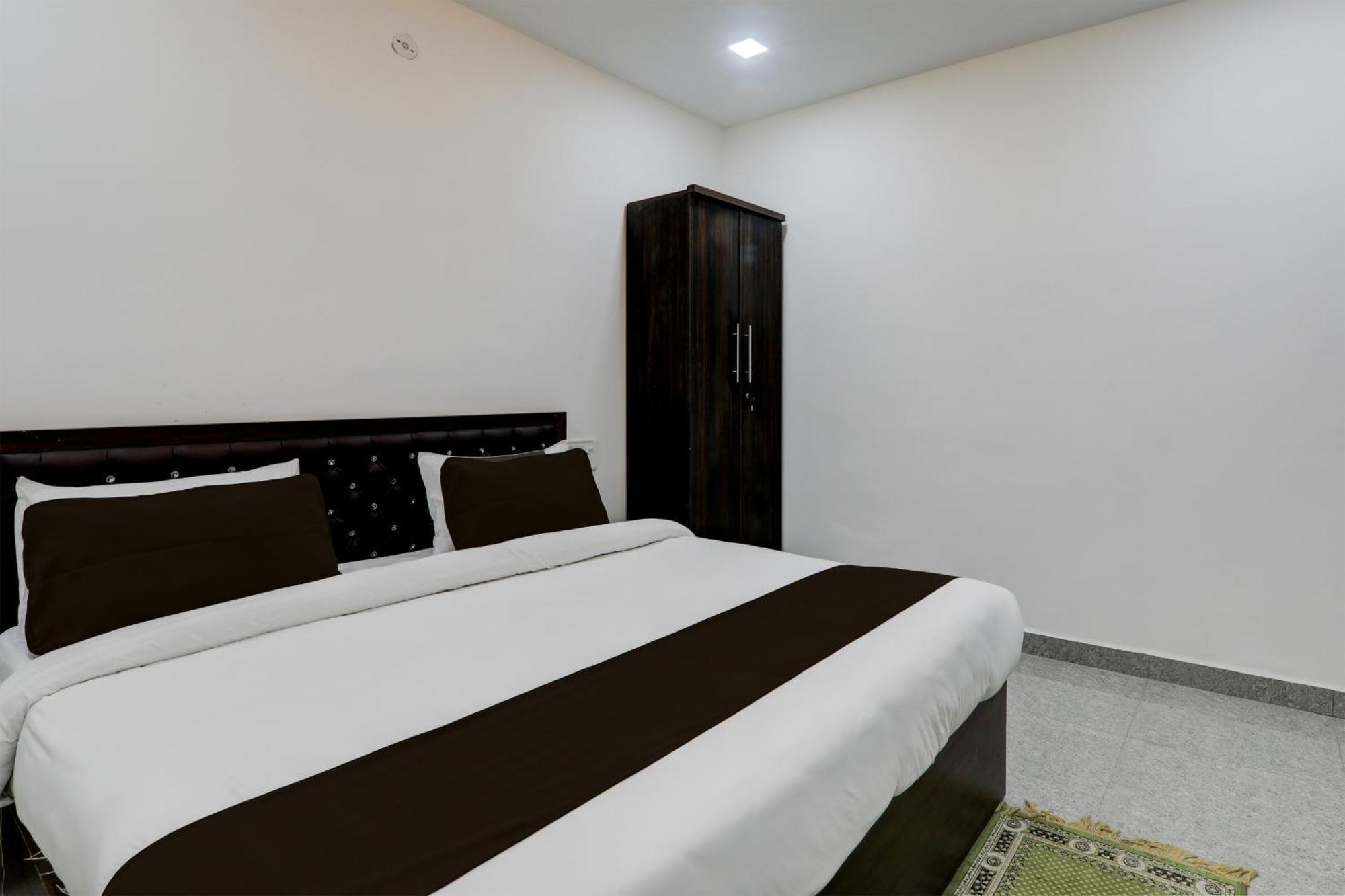 Super Hotel O Flagship Hotel Mk Palace Lucknow Buitenkant foto