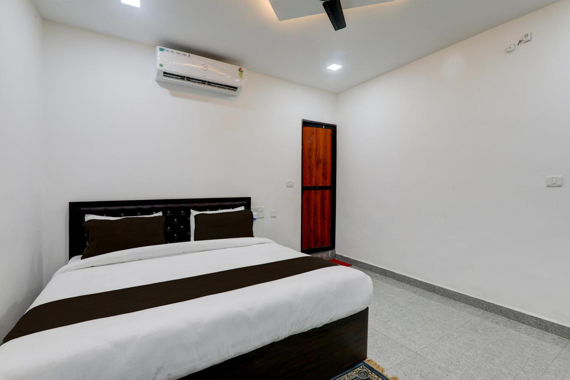 Super Hotel O Flagship Hotel Mk Palace Lucknow Buitenkant foto
